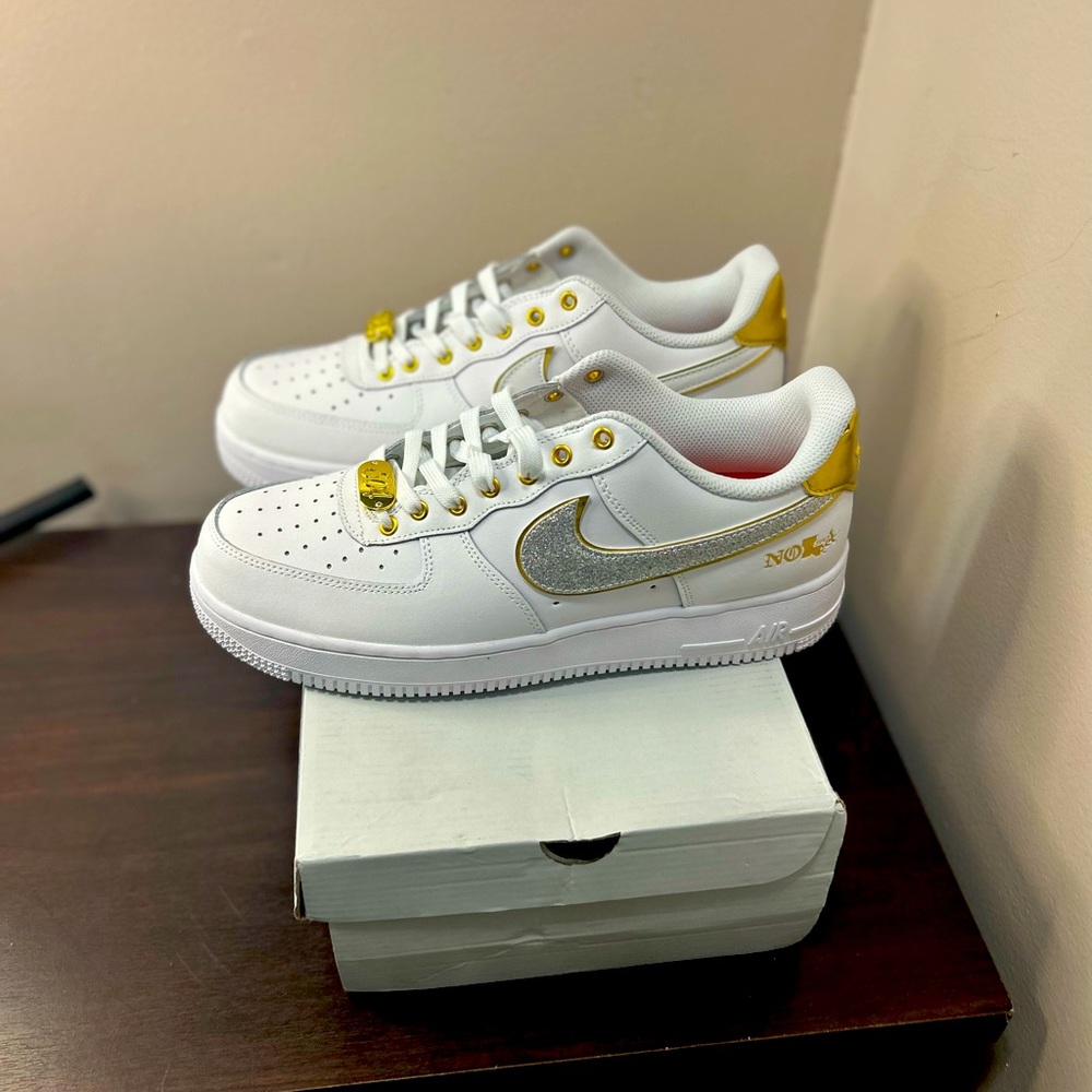 Nike Air Force 1